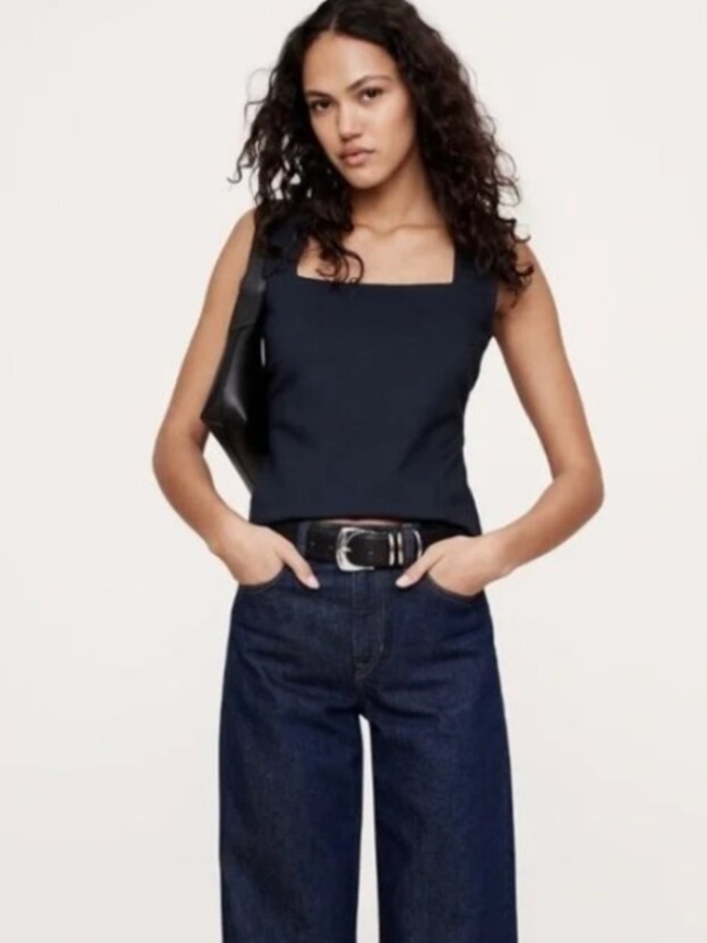 Banana Republic Classy Navy Blue Square-Neck Sleeveless Pointe Top
Sz Small